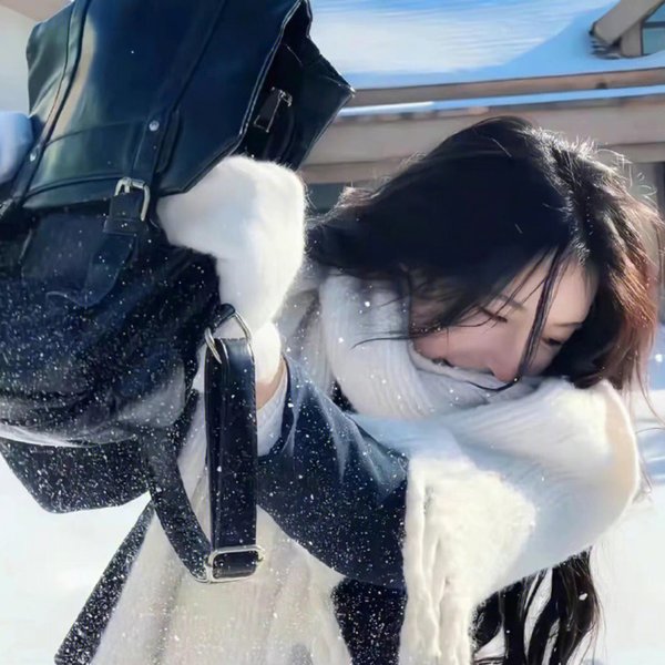 爱很真水很深
